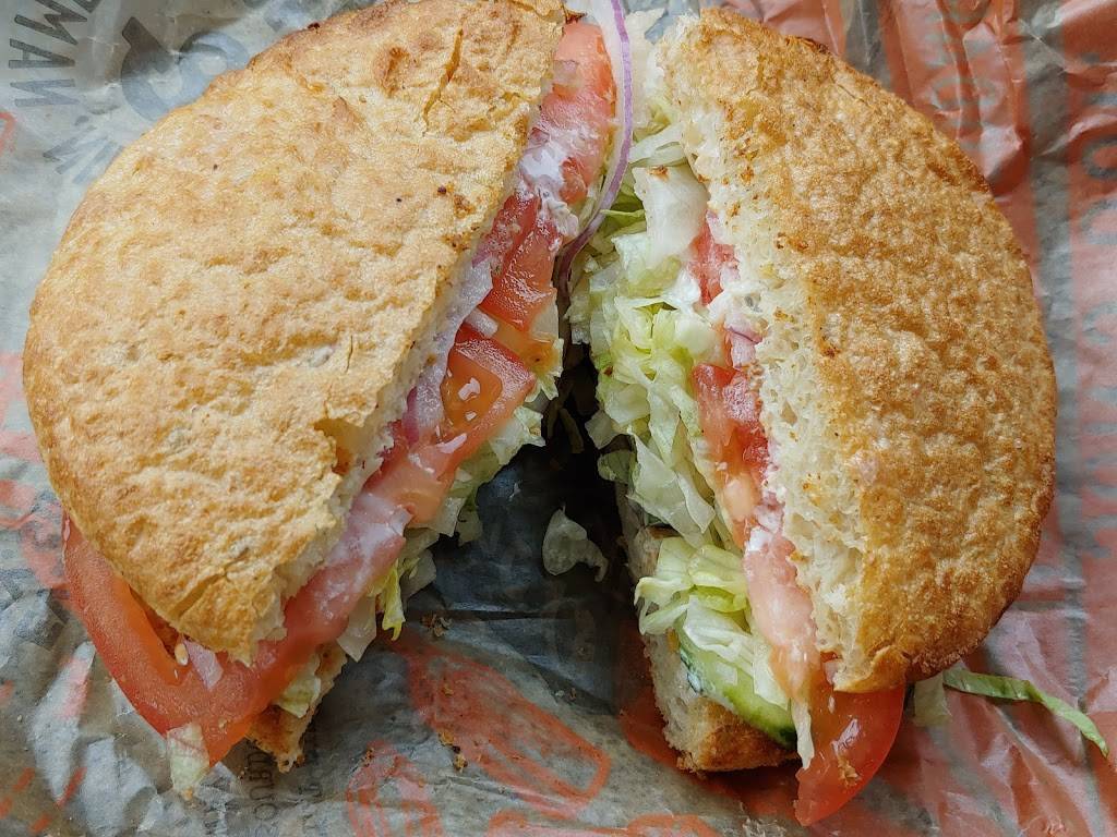 Schlotzskys | 1140 S Rock Rd, Wichita, KS 67207, USA | Phone: (316) 686-3821