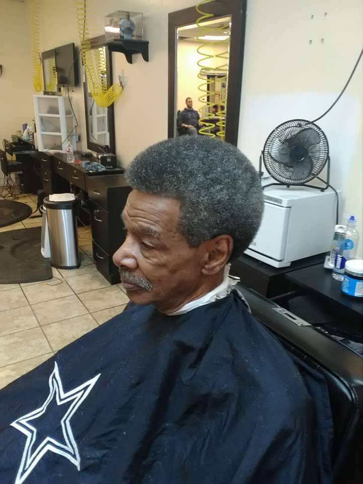 Chucks Barbershop | 2251 East 21st Street North suit#103, Wichita, KS 67214, USA | Phone: (316) 201-6192