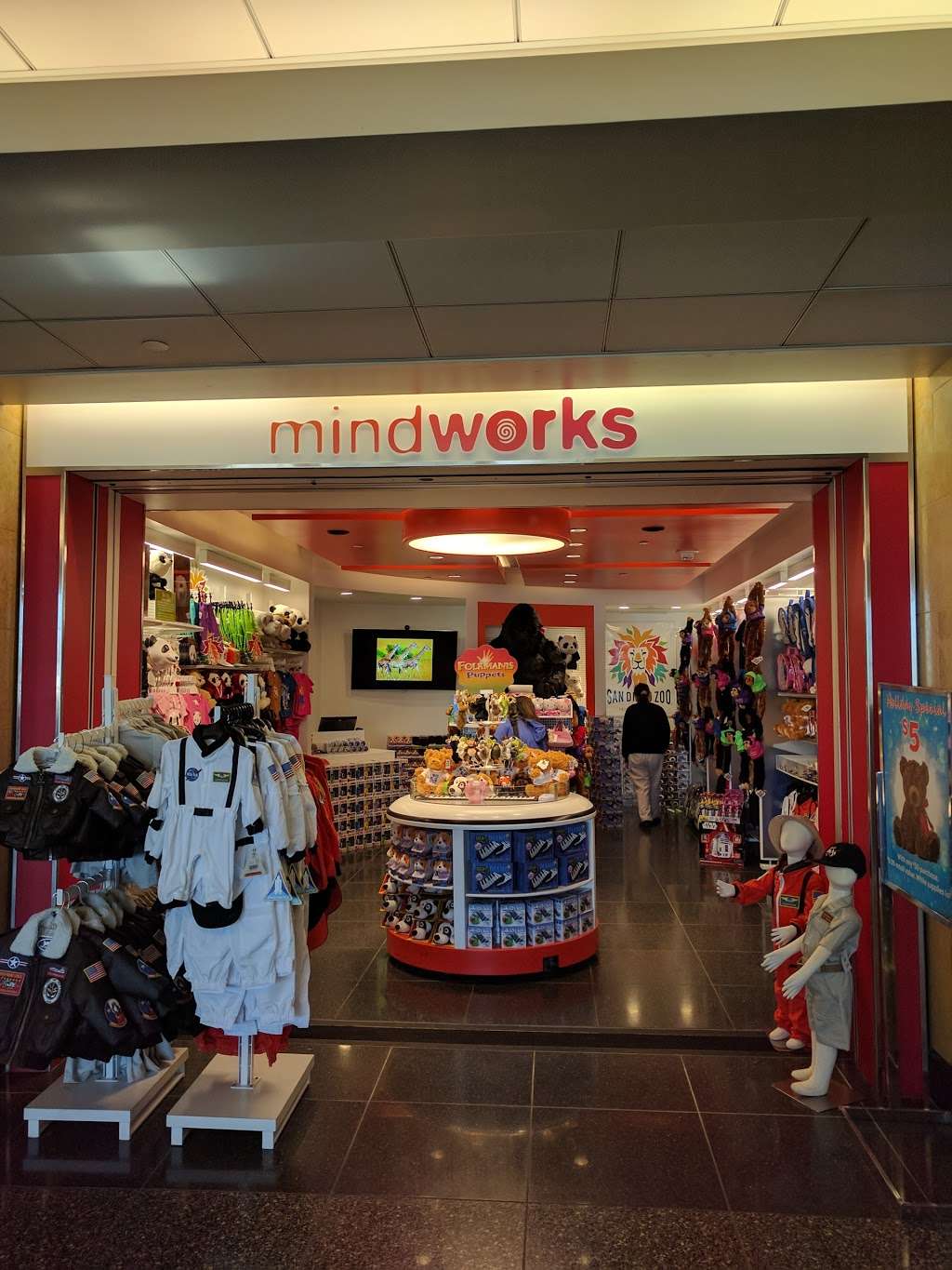 Mindworks | 3665 N Harbor Dr, San Diego, CA 92101, USA