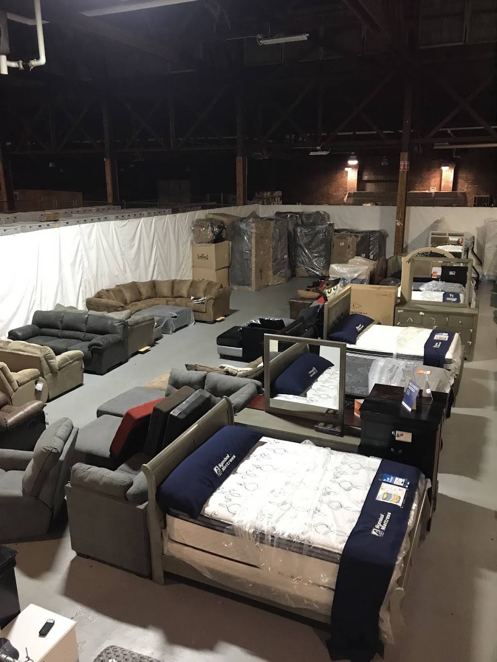 Factory Direct Mattress and Furniture Inc. | 1300 Schaefer Rd, Granite City, IL 62040, USA | Phone: (618) 772-0776