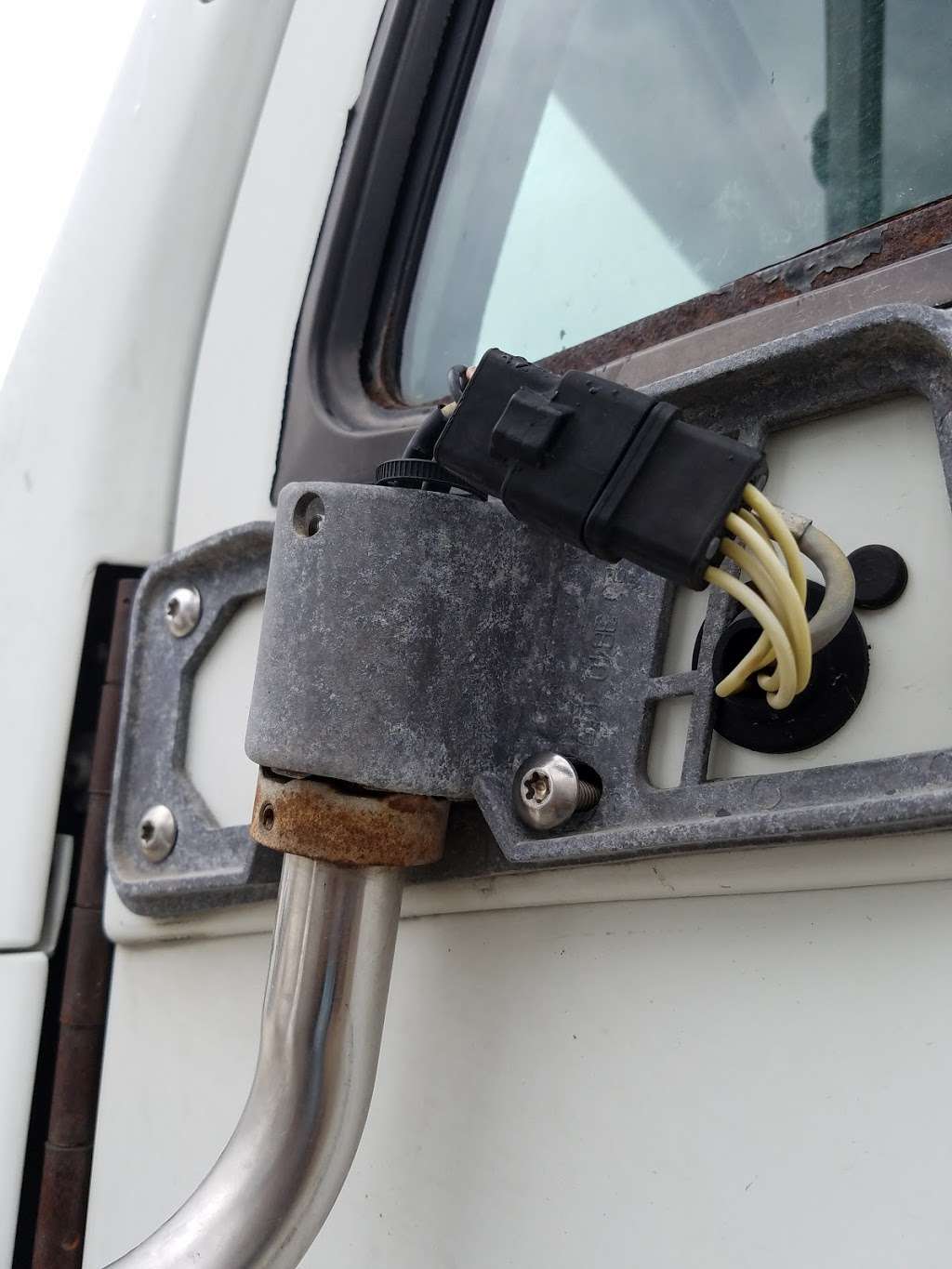 Victor Road Service | 10832 Beaumont Hwy, Houston, TX 77078, USA | Phone: (832) 535-4660