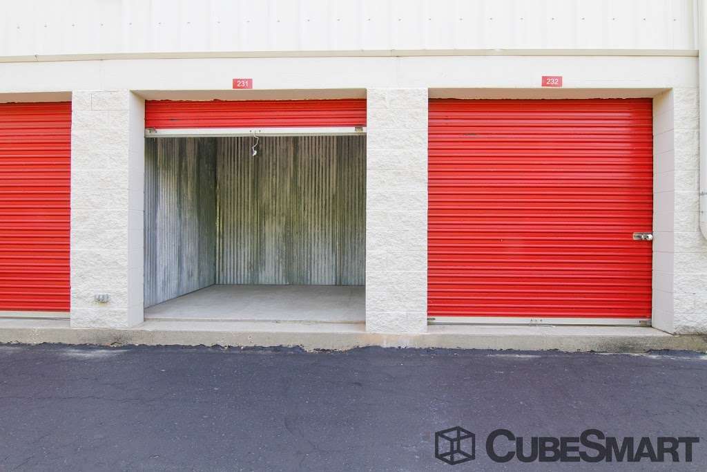 CubeSmart Self Storage | 1730 W Irving Park Rd, Schaumburg, IL 60193, USA | Phone: (847) 895-0575