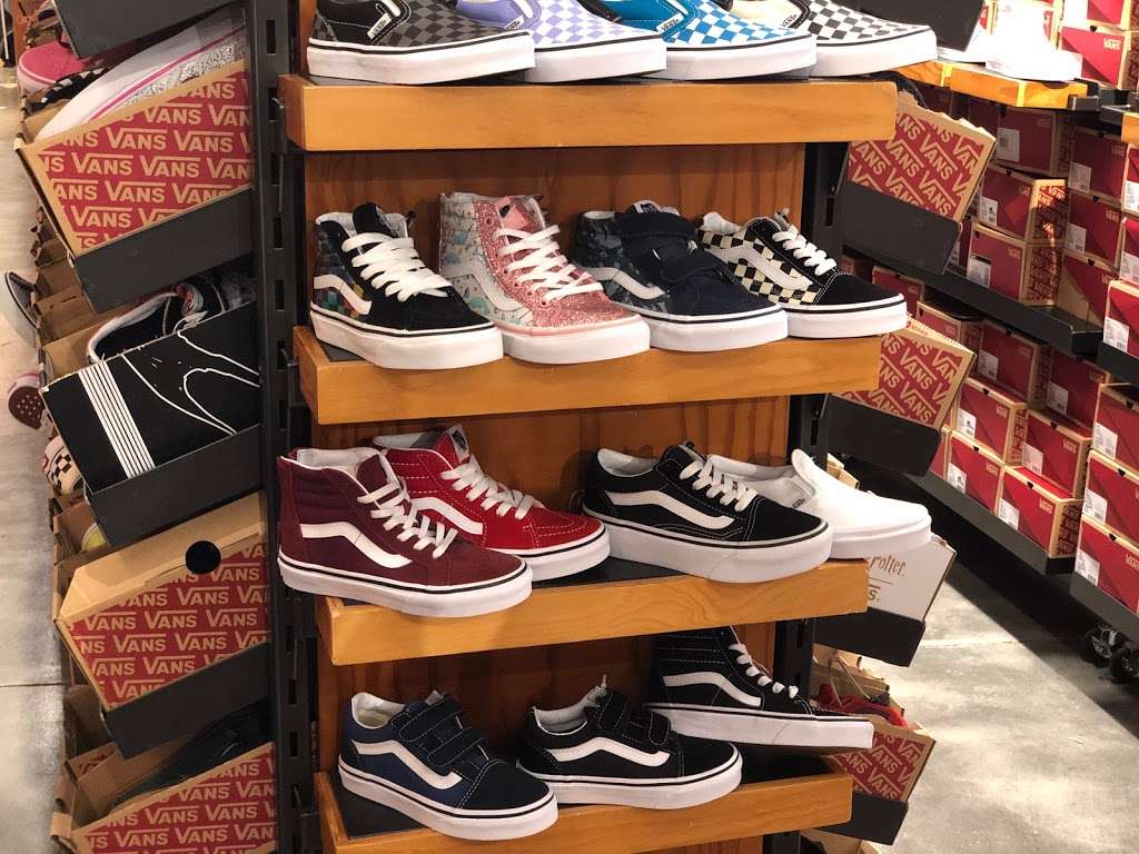 Vans | 11401 NW 12th St, Miami, FL 33172, USA | Phone: (305) 594-3895