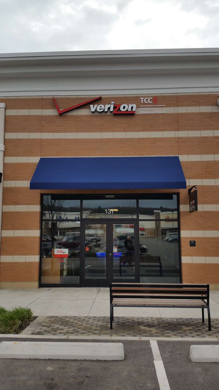 Verizon Authorized Retailer, TCC | 137 University Ave, Westwood, MA 02090, USA | Phone: (781) 467-1295