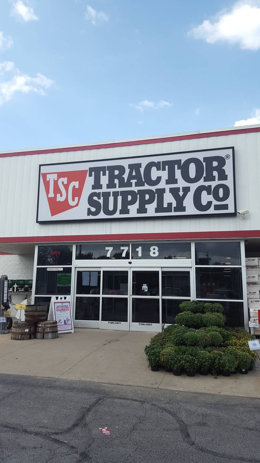 Tractor Supply Co. | 7718 Central Ave, Toledo, OH 43617, USA | Phone: (419) 841-5113