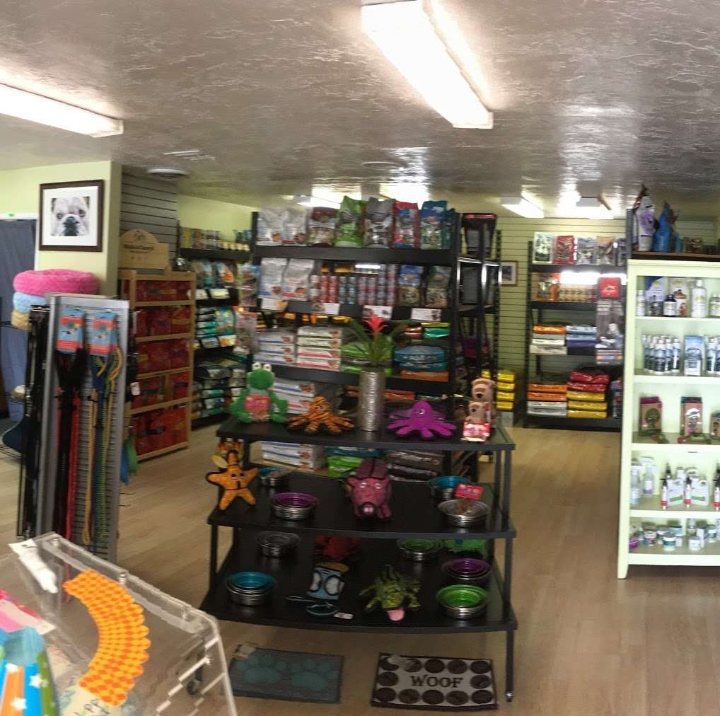 Sailor & Friends Pet Supply | 142 N Ashwood Ave, Ventura, CA 93003, USA | Phone: (805) 642-8555