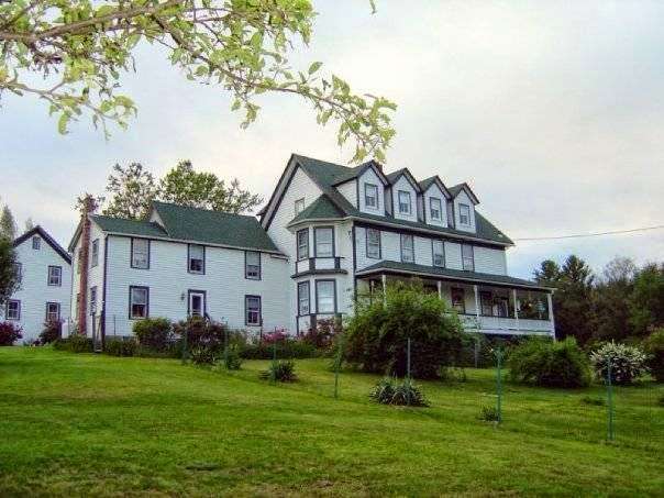 Mount Pleasant House Bed and Breakfast | 38 Corkscrew Rd, Barryville, NY 12719, USA | Phone: (845) 557-3838