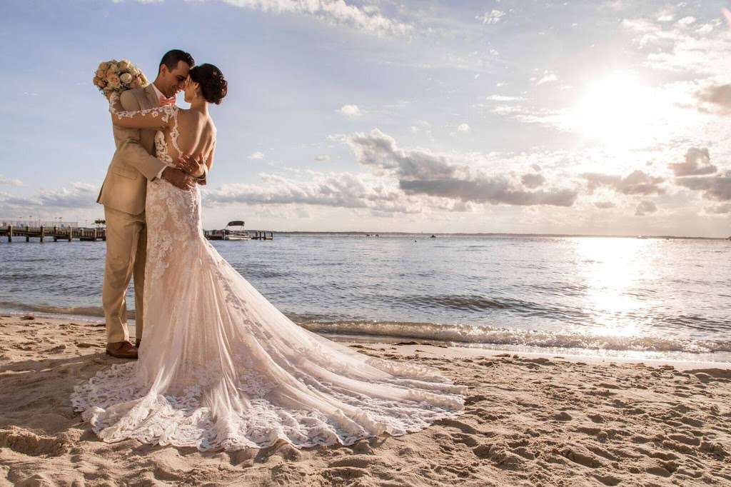 Barefoot Beach Bride Inc. | 11805 Coastal Hwy Suite O, Ocean City, MD 21842, USA | Phone: (443) 614-8542