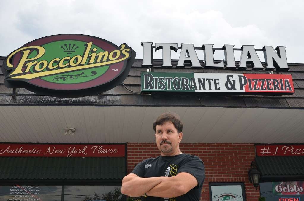 Proccolinos Ristorante & Pizzeria | 4080 S Goldenrod Rd, Orlando, FL 32822, USA | Phone: (407) 281-1010