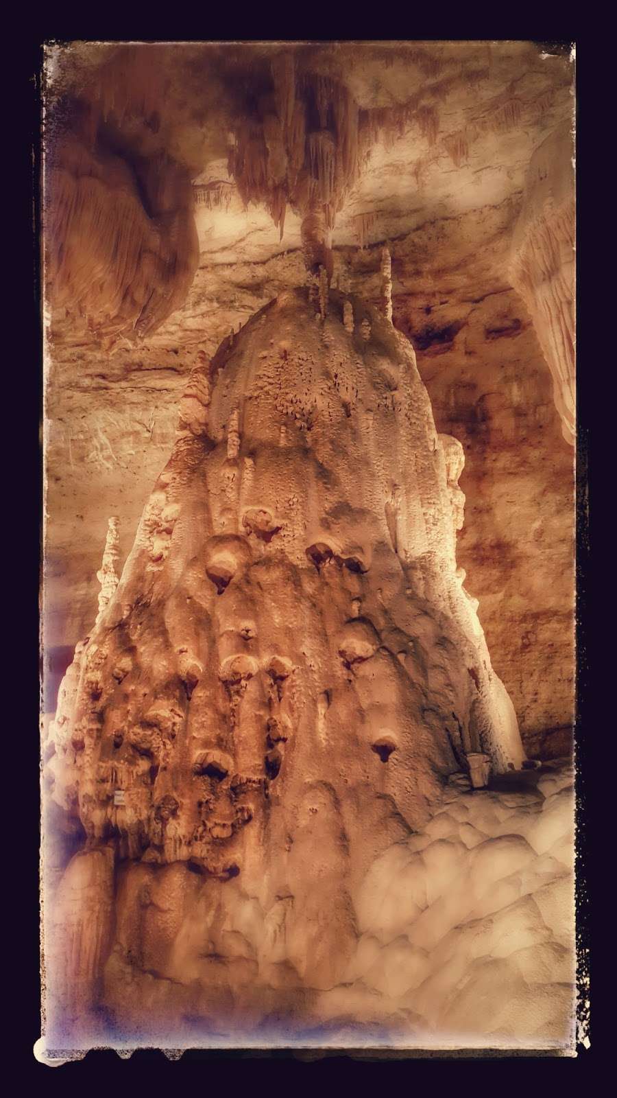 San Antonio Natural Bridge Caverns | Pvt Rd at FM 3009, San Antonio, TX 78266, USA