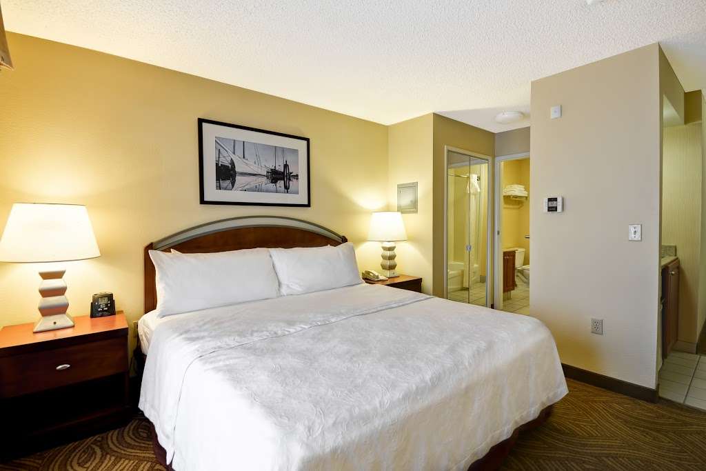 Homewood Suites by Hilton Oakland-Waterfront | 1103 Embarcadero, Oakland, CA 94606, USA | Phone: (510) 663-2700