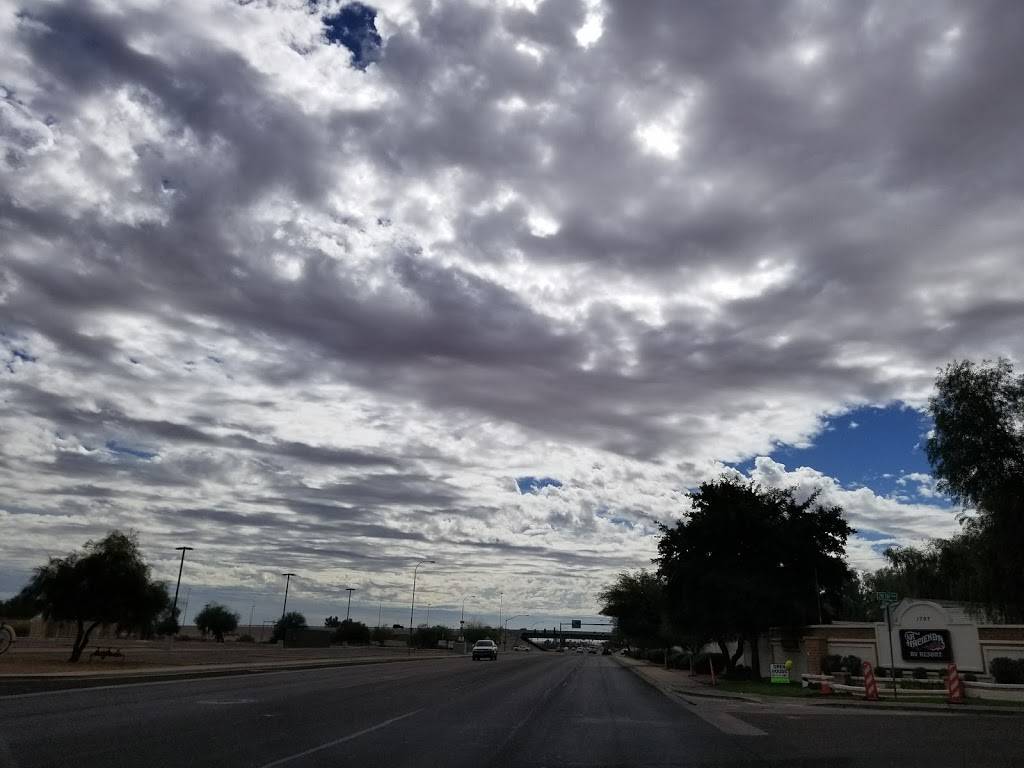 Sierra Del Saguaro | 1855 W Southern Ave #317, Apache Junction, AZ 85120, USA | Phone: (480) 982-2444