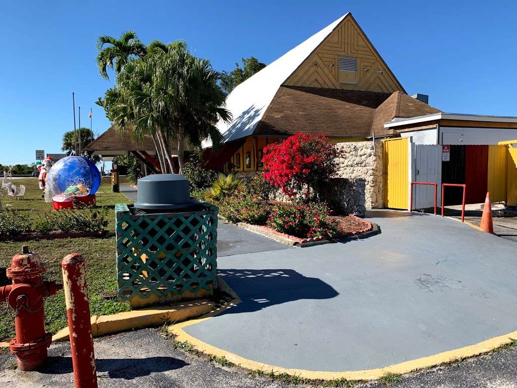 Miccosukee Restaurant | Mile Marker 36, US Highway 41, #100, Miami, FL 33194, USA | Phone: (305) 894-2374