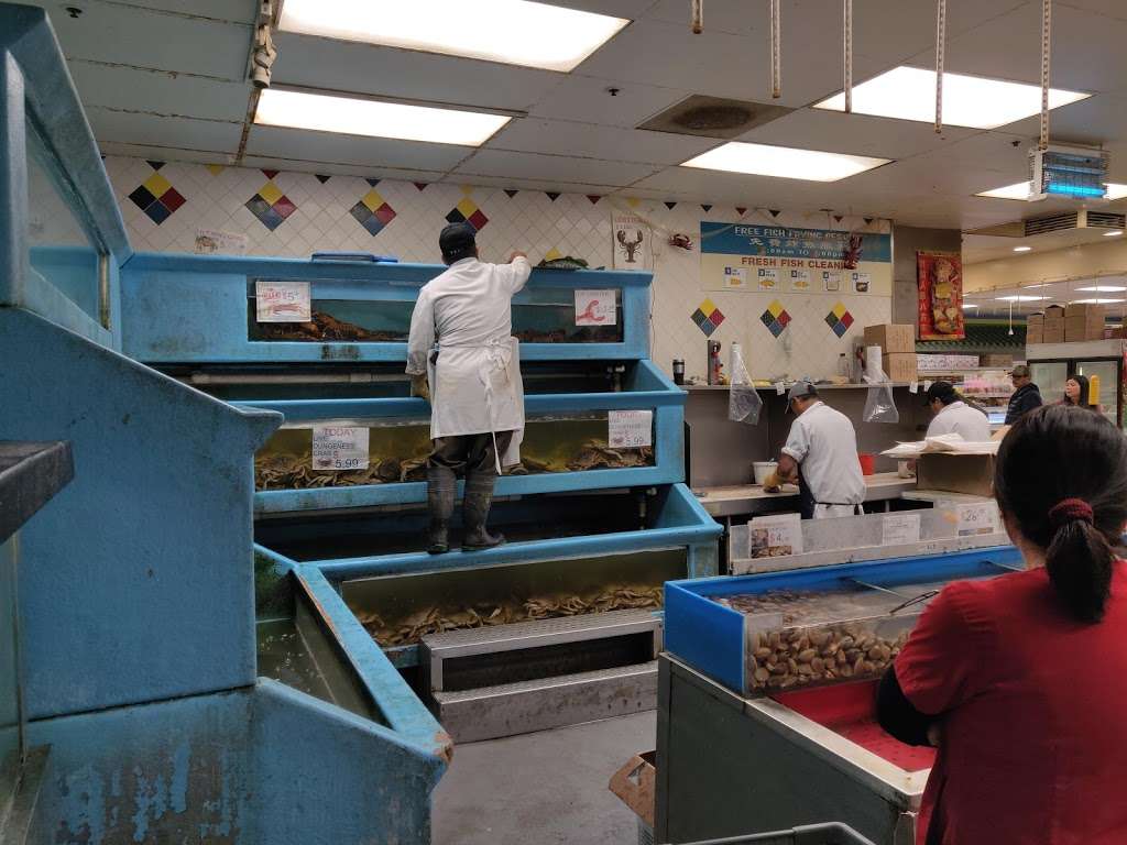 McKee Seafood Supermarket | 2327 McKee Rd, San Jose, CA 95116 | Phone: (408) 251-5566