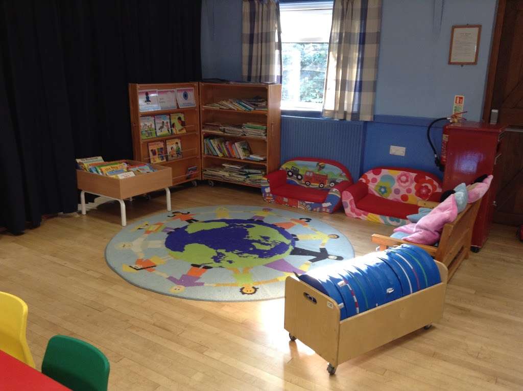 Sheering Village Pre-school | Sheering Village Hall, The Street, Sheering, Bishops Stortford CM22 7LX, UK | Phone: 01279 734306