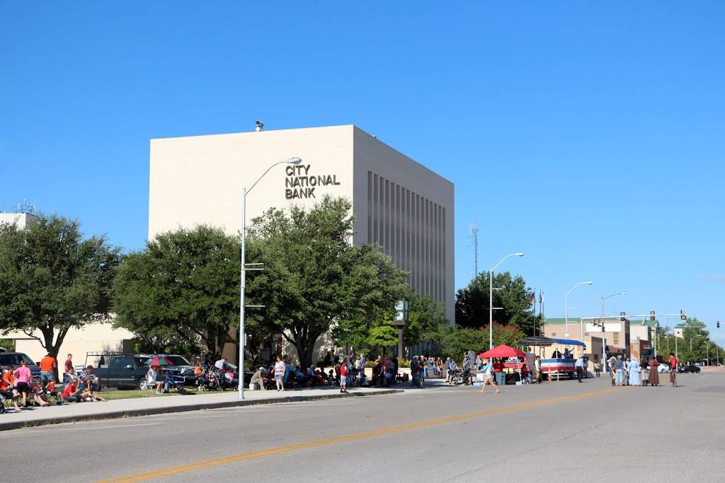 City National Bank & Trust ATM | 9011 NE 23rd St, Oklahoma City, OK 73141, USA | Phone: (866) 385-3444