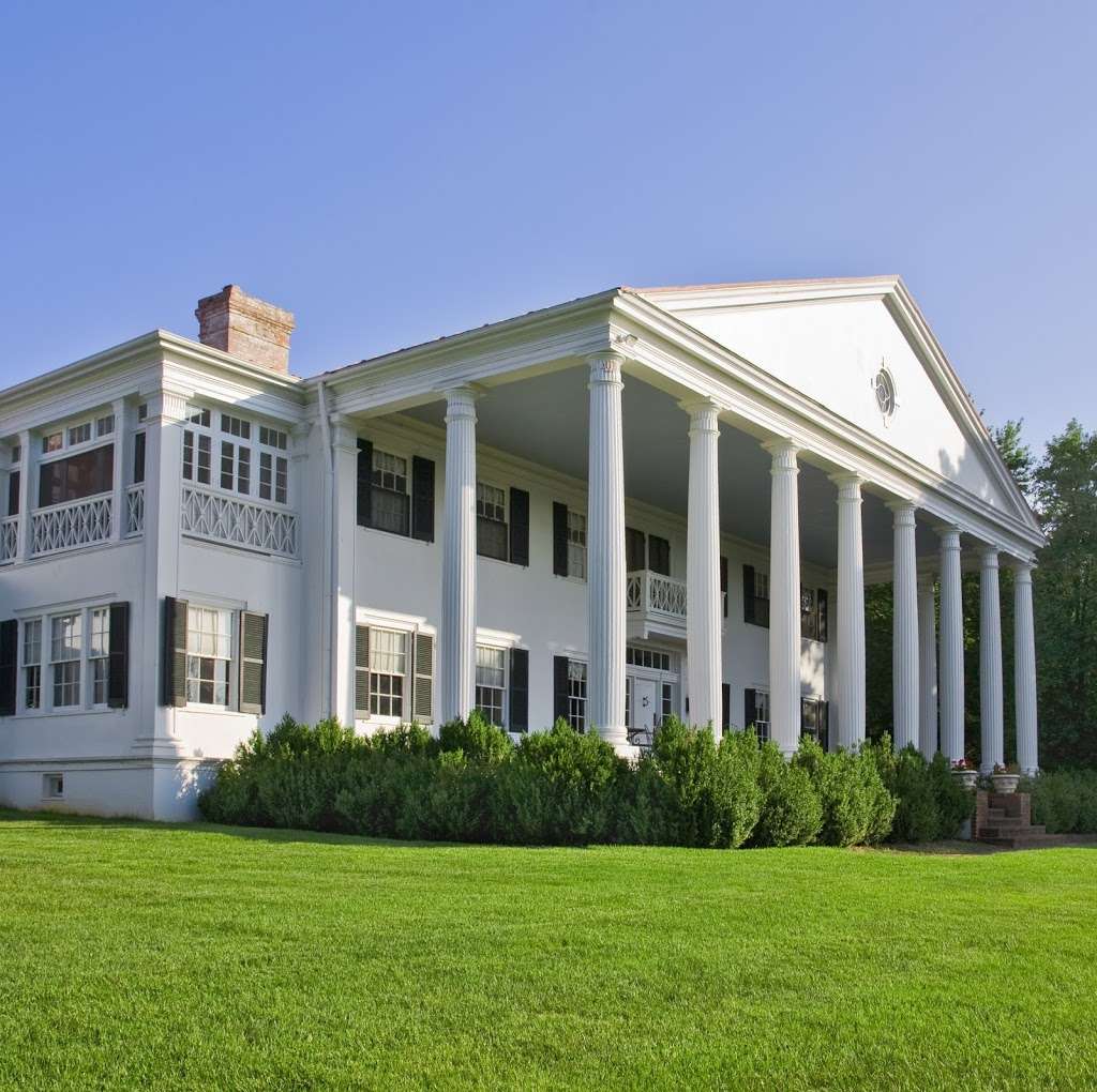 Historic Rosemont Manor | 16 Rosemont Manor Ln, Berryville, VA 22611, USA | Phone: (540) 955-2834