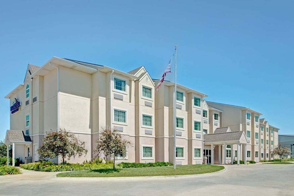 Microtel Inn & Suites by Wyndham Council Bluffs/Omaha | 2141 S 35th St, Council Bluffs, IA 51501, USA | Phone: (712) 256-2900