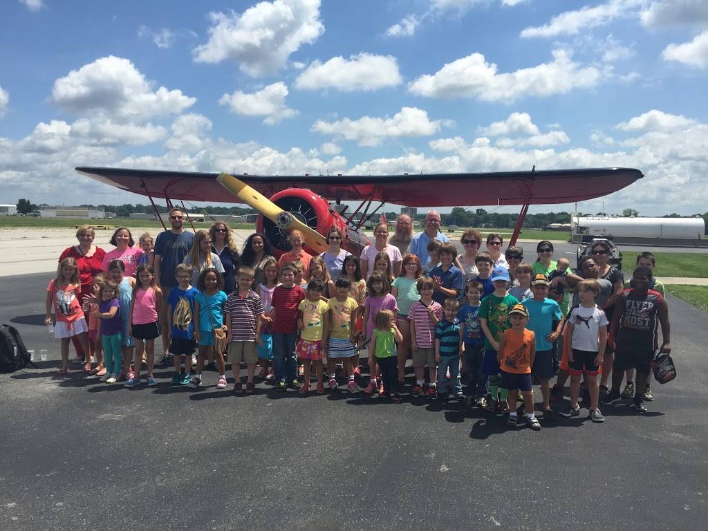 Classic Biplane Tours | 2700 Gast Blvd, Louisville, KY 40205, USA | Phone: (502) 836-5252