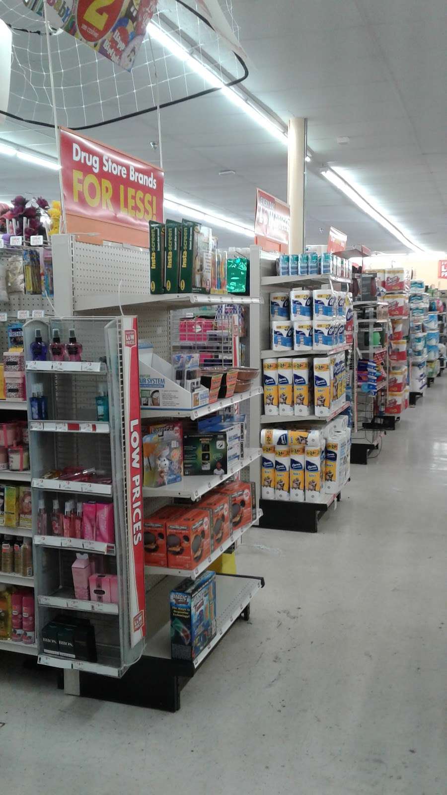 Family Dollar | 265 W 144th St, Riverdale, IL 60827 | Phone: (708) 201-1342