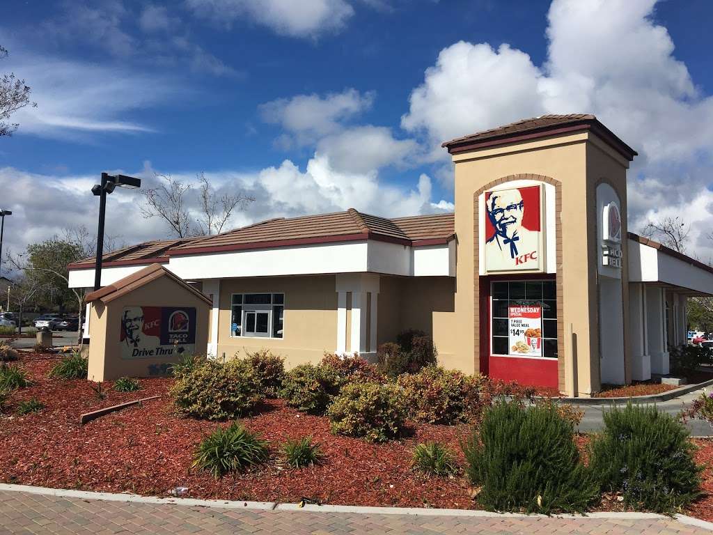 KFC | 1695 Hollenbeck Ave, Sunnyvale, CA 94087, USA | Phone: (408) 720-8586