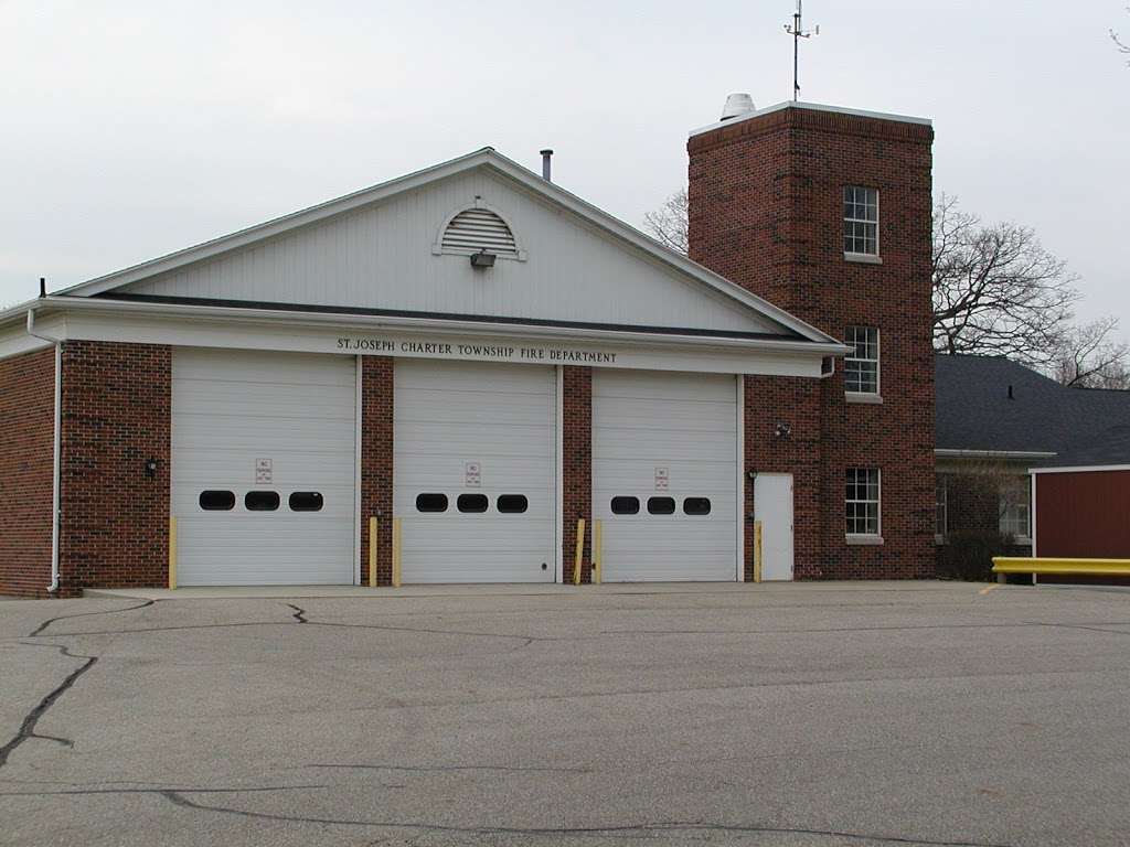 St Joseph Twp Fire Department | 3000 Washington Ave, St Joseph, MI 49085, USA | Phone: (269) 429-4100