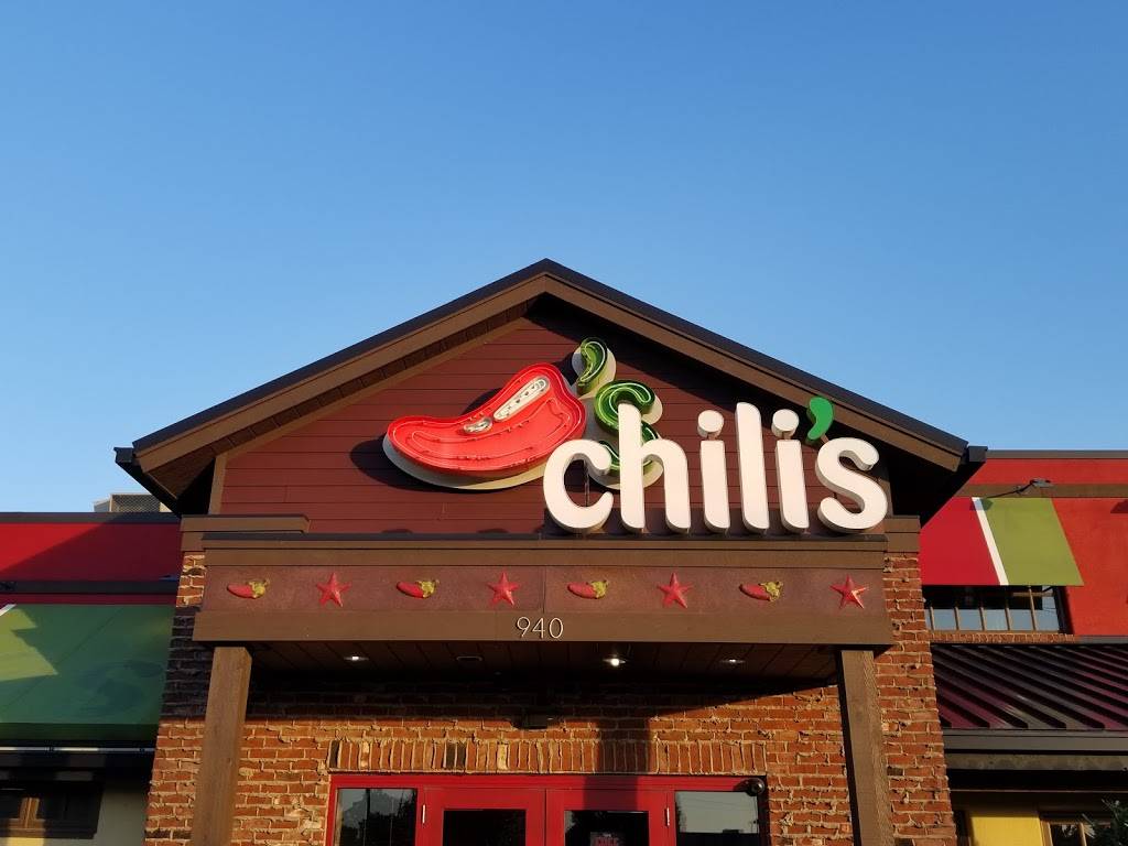 Chilis Grill & Bar | 940 E Lewis and Clark Pkwy, Clarksville, IN 47129, USA | Phone: (812) 670-3000