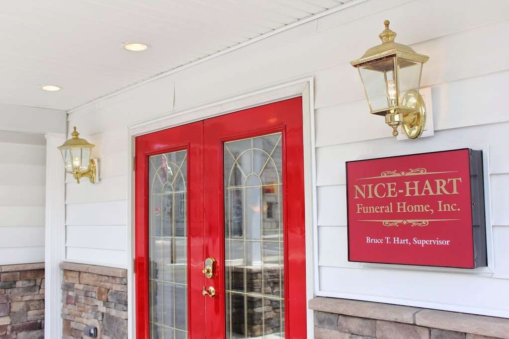 Nice-Hart Funeral Home Inc | 9 N Lehigh Ave, Frackville, PA 17931, USA | Phone: (570) 874-0670