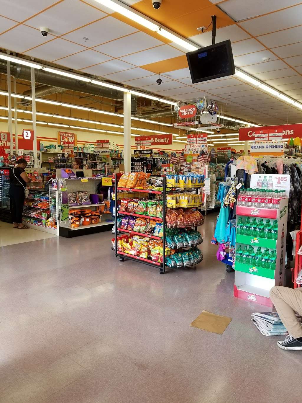 Family Dollar | 6744 W Glendale Ave Ste. 155, Glendale, AZ 85303 | Phone: (623) 435-9710