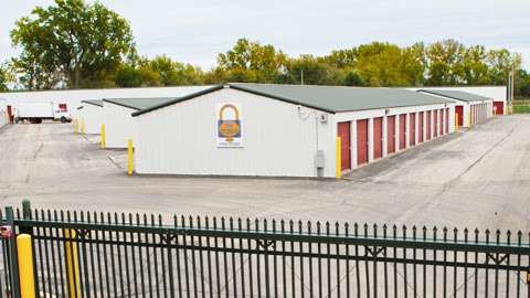 Huntley Self Storage | 11181 Giordano Ct, Huntley, IL 60142, USA | Phone: (847) 669-0200