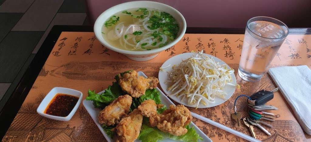 Pho Kitchen | 2614 Ridge Pike, Norristown, PA 19403, USA | Phone: (484) 965-9199