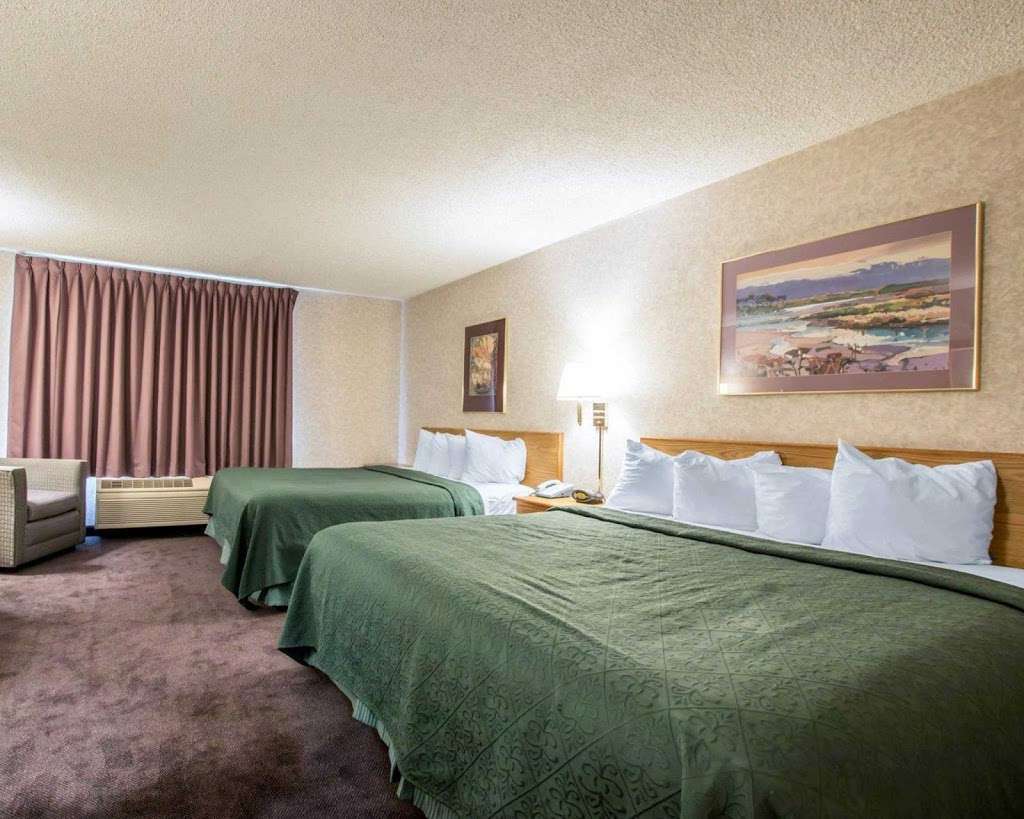 Quality Suites San Diego Otay Mesa | 2351 Otay Center Dr, San Diego, CA 92154, USA | Phone: (619) 661-1966