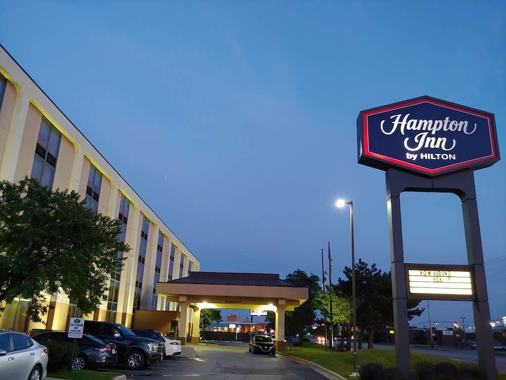 Hampton Inn Chicago-OHare International Airport | 3939 Mannheim Rd, Schiller Park, IL 60176, USA | Phone: (847) 671-1700