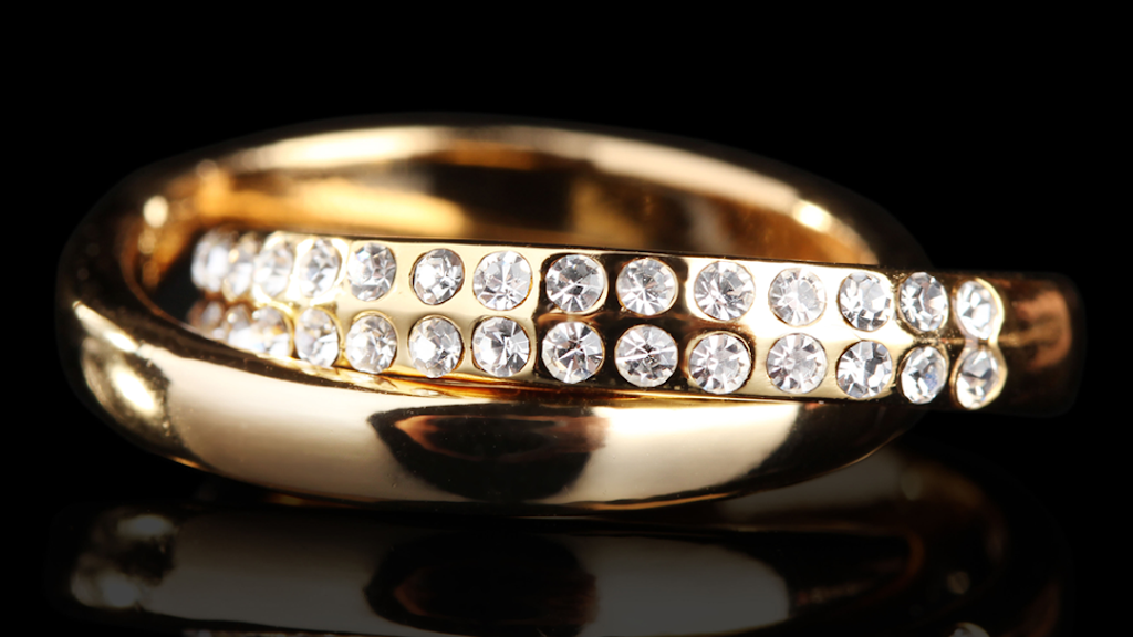 Knolls Jewelers | 17774 Wika Rd, Apple Valley, CA 92307, USA | Phone: (760) 242-2839