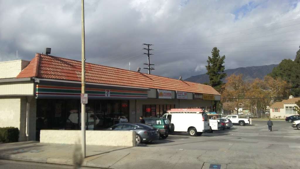 7-Eleven | 8724 Foothill Blvd, Sunland-Tujunga, CA 91040, USA | Phone: (818) 352-8548