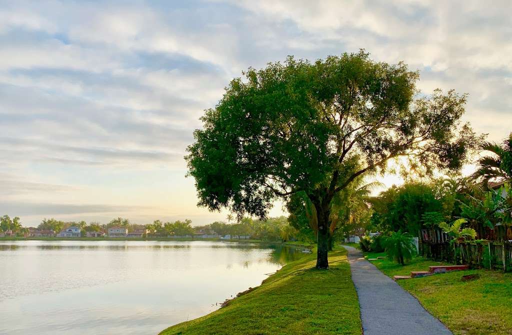 Lakes on the Green Park | Miami Gardens, FL 33015, USA