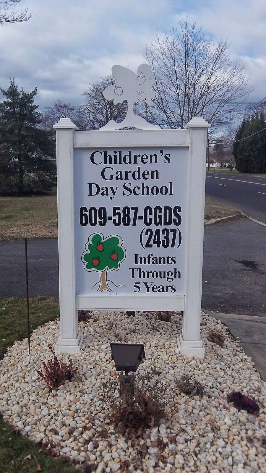 The Childrens Garden Day School | 893 Edinburg Rd, Hamilton Township, NJ 08690, USA | Phone: (609) 587-2437