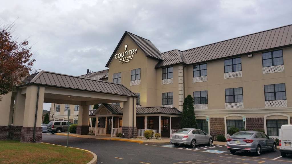 Country Inn & Suites by Radisson, Salisbury, MD | 1804 Sweetbay Dr, Salisbury, MD 21804, USA | Phone: (410) 742-2688