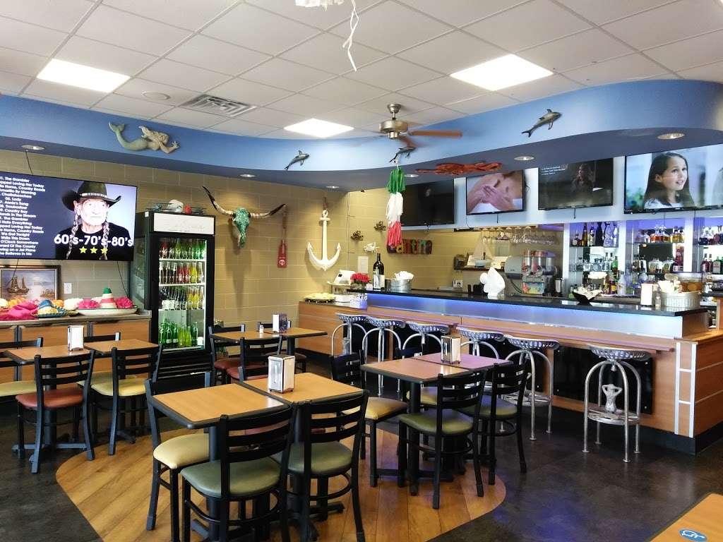 La Sirena mexican seafood &bar | 3725 S Carrier Pkwy, Grand Prairie, TX 75052, USA | Phone: (214) 677-0616