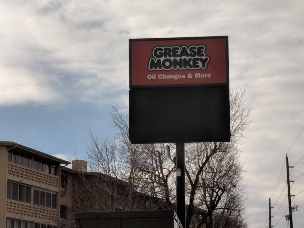 Grease Monkey Lowry | 9640 E Alameda Ave, Denver, CO 80247, USA | Phone: (303) 343-8200