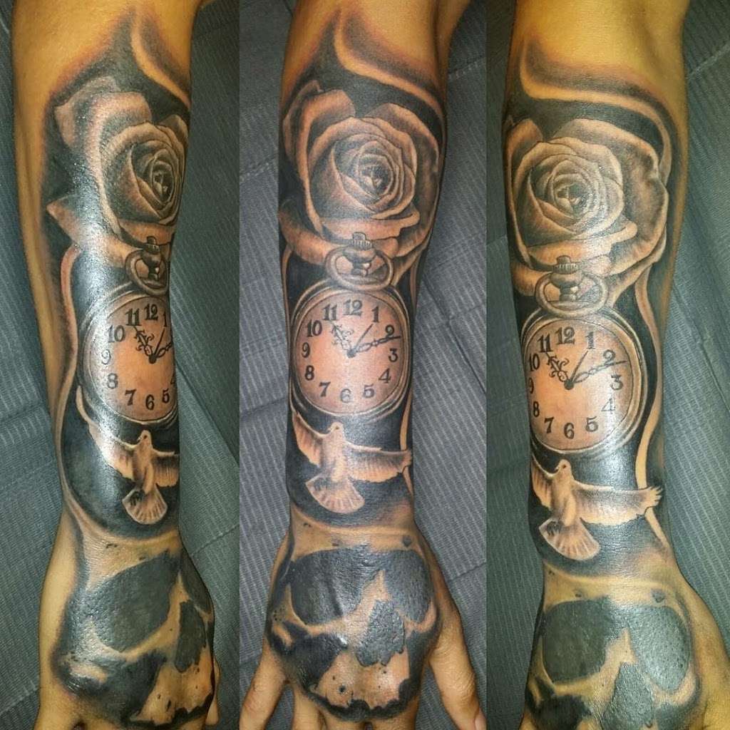 End Of Times Tattoo Studio in 4508 Pico Blvd, Los Angeles, CA 90019, USA