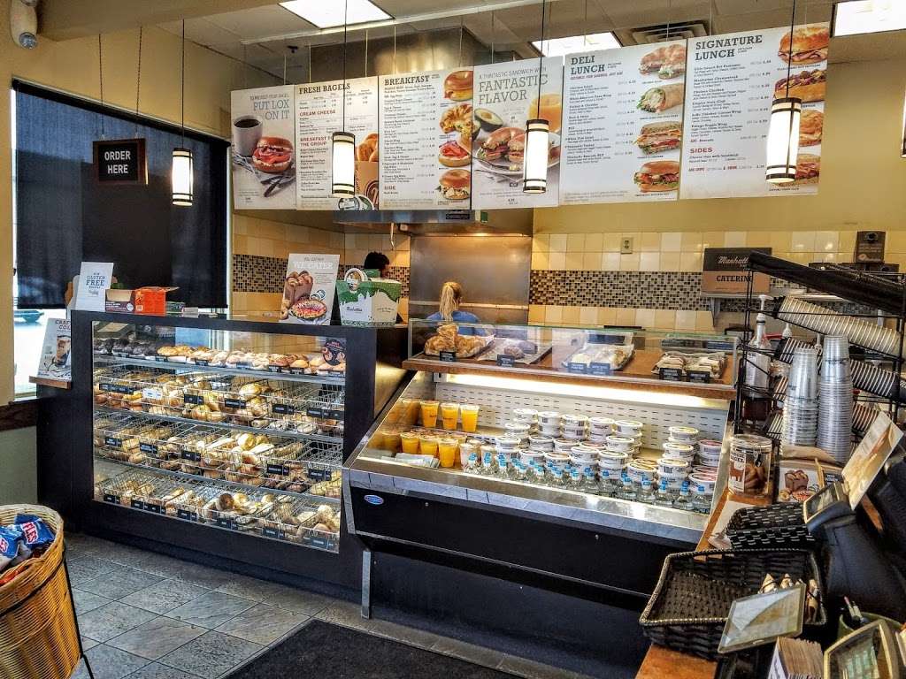 Manhattan Bagel | 1456 Ferry Rd, Doylestown, PA 18901, USA | Phone: (215) 348-1669