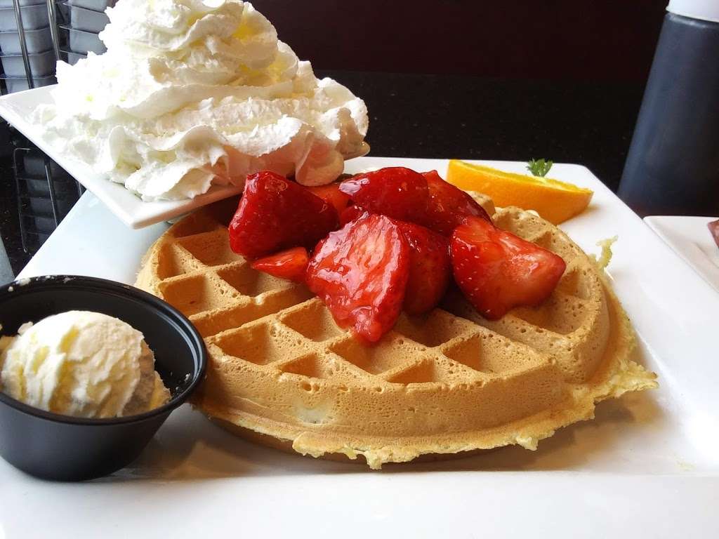 Kekes Breakfast Cafe | 9723 Eagle Creek Center Blvd, Orlando, FL 32832 | Phone: (407) 751-7440