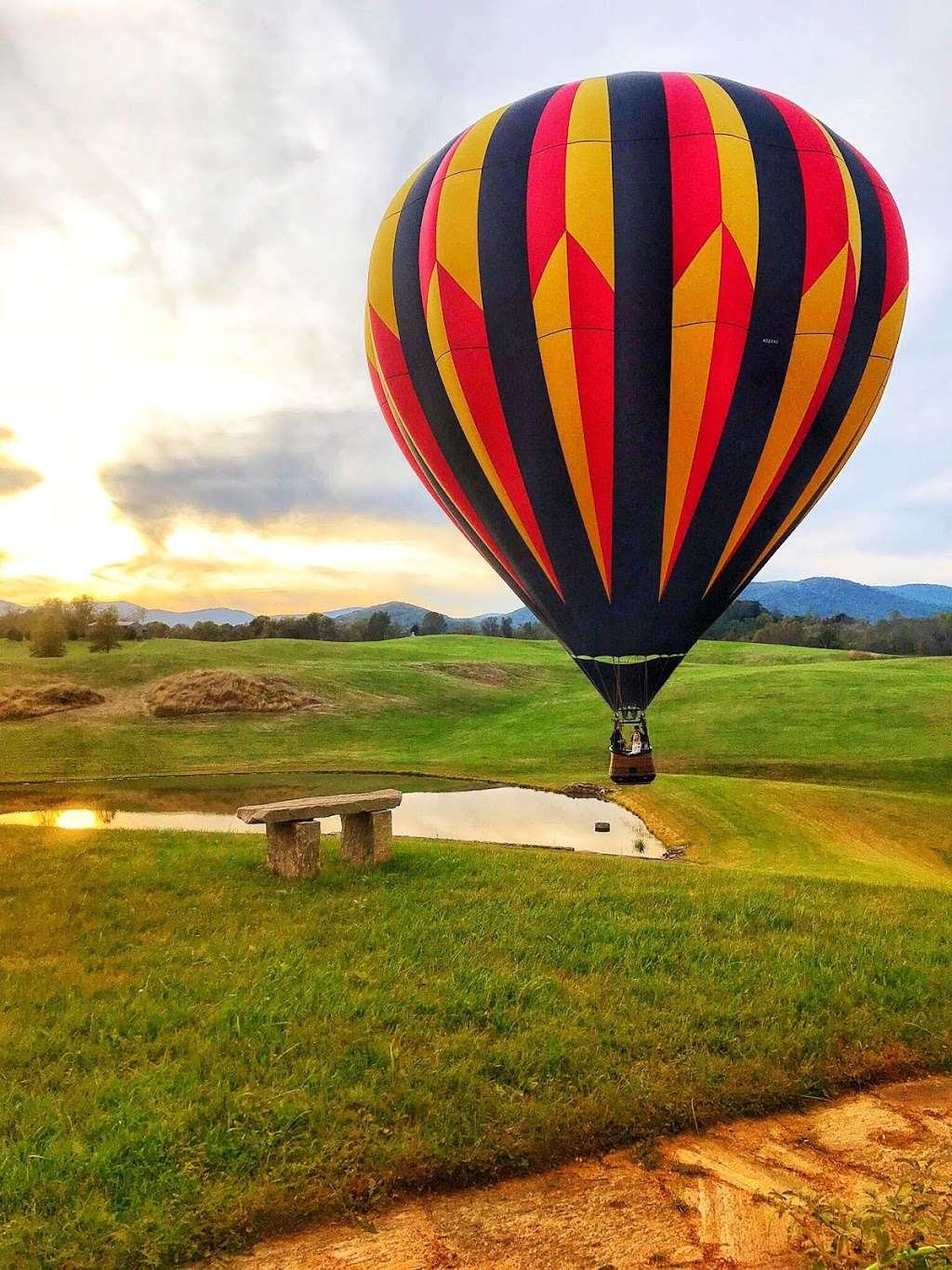 Skyline Hot Air Balloons | 23 Fishhawk Pass Ln, Flint Hill, VA 22627 | Phone: (540) 227-4040