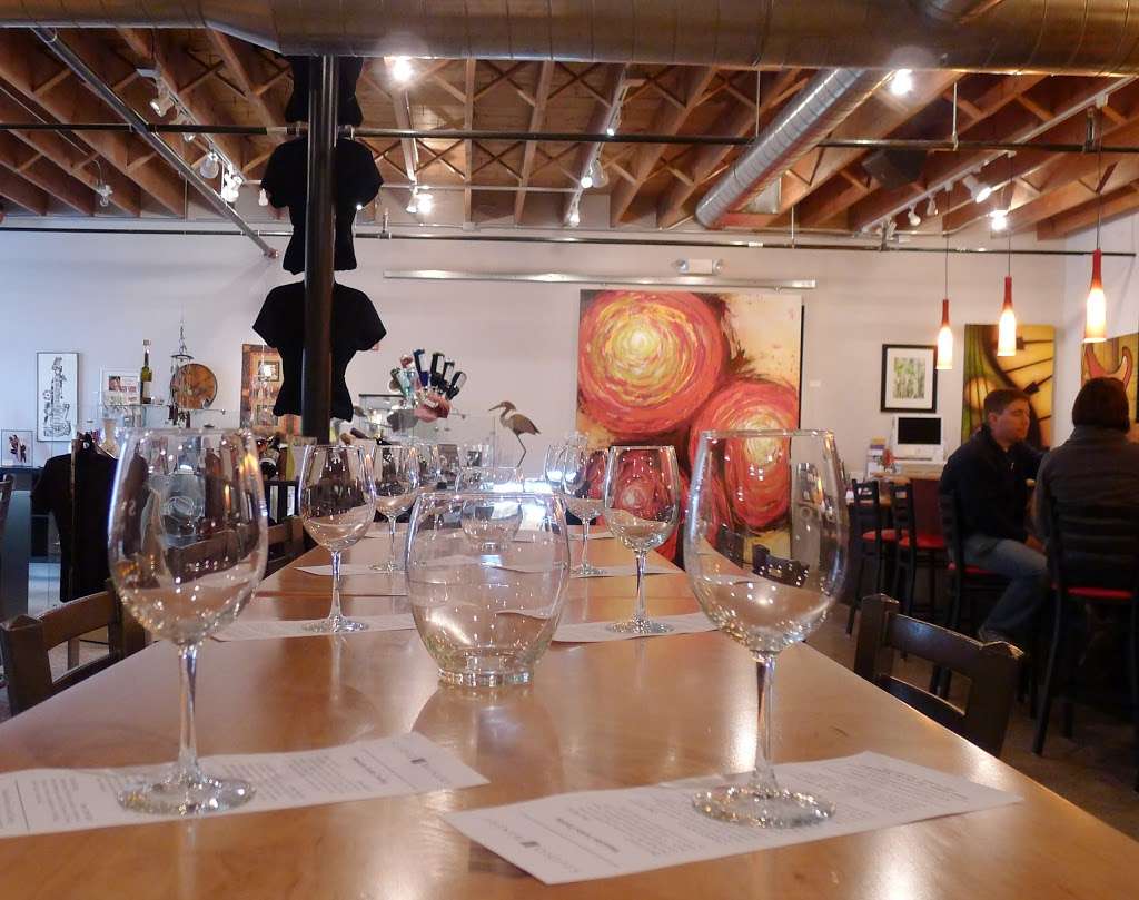 Studio Winery | 401 E Sheridan Springs Rd, Lake Geneva, WI 53147 | Phone: (262) 348-9100