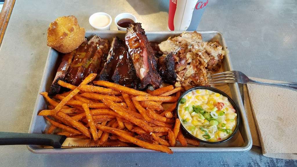 Sweet Baby Rays Barbecue | 249 E Irving Park Rd, Wood Dale, IL 60191 | Phone: (630) 296-6000