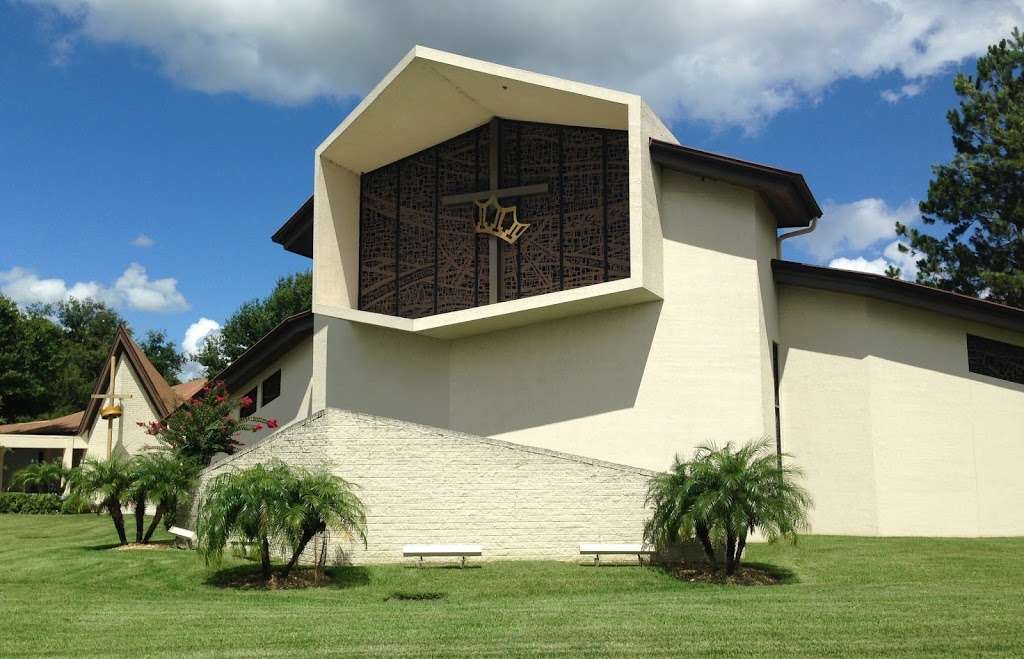 Christ the King Lutheran Church | 4962 S Apopka Vineland Rd, Orlando, FL 32819, USA | Phone: (407) 876-2771