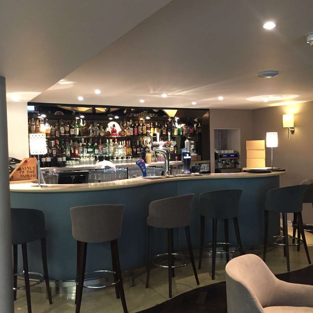 Osteria Chartwell Italian Restaurant @ Best Western Plus Donning | London Rd, Dunton Green, Sevenoaks TN13 2TD, UK | Phone: 01732 462681