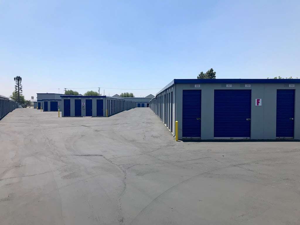 A-American Self Storage | 220 W Valley Blvd, Rialto, CA 92376 | Phone: (909) 757-1145