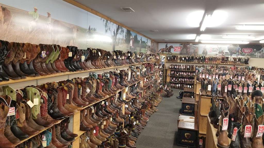 St. Joe Boot Company | 3749 Pacific St, St Joseph, MO 64507, USA | Phone: (816) 232-8128